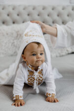 Костюм для хрещення Лемко для хлопчика з традиційною вишивкою